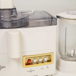 Juice Extractor - Image 2