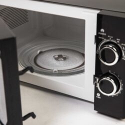 Microwave Oven - Image 2